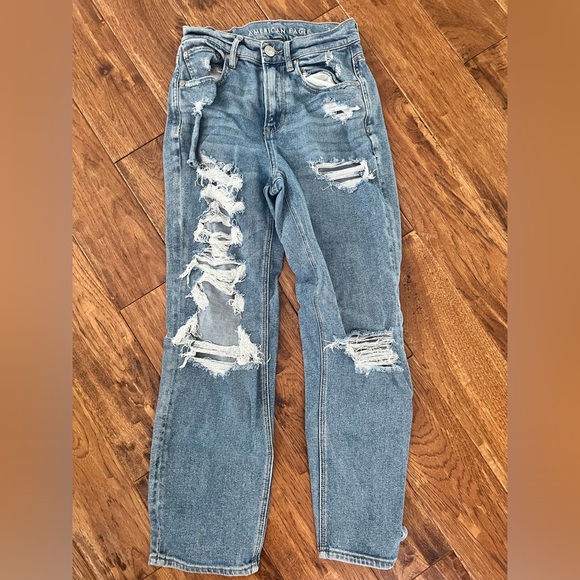 AMERICAN EAGLE HIGHEST RISE 90S BOYFRIEND JEANS - Picture 1 of 4